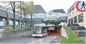  ?? FOTO: RÖSER ?? Radfahrer sollen künftig durch den Center-Tunnel fahren dürfen.