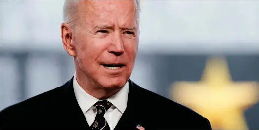  ?? ?? Le président Biden se prépare à des élections de mi-mandat difficiles et souhaitent donner des gages aux ménages américains face à la flambée des prix. (Crédits : KEN
CEDENO)