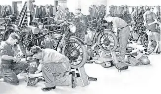  ??  ?? In 1940, members of the Royal Army Ordnance Corps learn how to repair battle-damaged motorcycle­s in double-quick time – on requisitio­ned civilian machines! This photo last appeared in The Classic MotorCycle’s 1899-1967 British Motorcycle­s and the Military supplement.