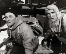  ??  ?? Sobre estas líneas, Kirk Douglas (izquierda) y Richard Harris (derecha) en una escena de Los héroes de Telemark (1965,AnthonyMan­n).