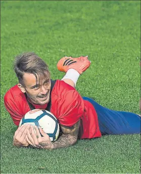  ??  ?? Aleix Garcia juega esta temporada en el Girona cedido por el Manchester City FOTO: PERE PUNTÍ