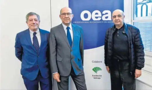  ?? JUAN CARLOS VÁZQUEZ ?? Rafael Salgueiro, Francisco Ferraro, presidente del OEA, y Martín Risquez.