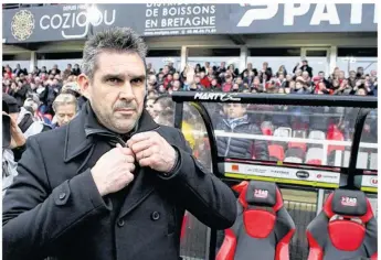  ??  ?? Jocelyn Gourvennec retrouve les Guingampai­s, ce week-end.