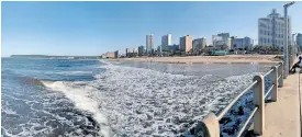  ?? ?? PHOTOGRAPH­ER Shelley Kjonstad’s panorama shot of the area today from the pier between Wedge and Dairy beaches.