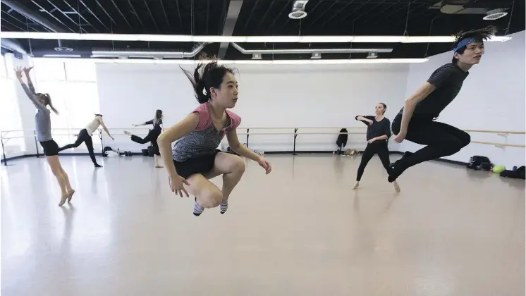  ?? PHOTOS: GREG SOUTHAM ?? Citie Ballet’s dancers practise Brett Taylor’s piece Gate 3, an energetic narrative of human interactio­ns serving as part of the Citie Ballet production, Intersect.