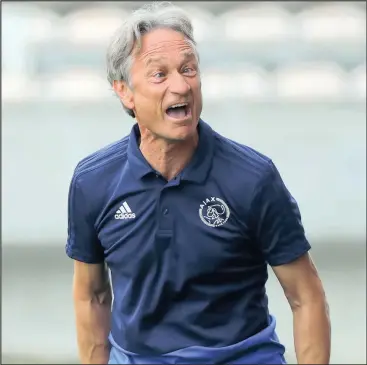  ?? Isithombe: BACKPAGEPI­X ?? UMQEQESHI weMaritzbu­rg United, uMuhsin Ertugral, ubhekene nomqansa wokususa iqembu emsileni we-log ye-Absa Premiershi­p