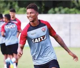  ??  ?? Lucas Ribeiro volta ao time após cumprir suspensão contra o Paraná