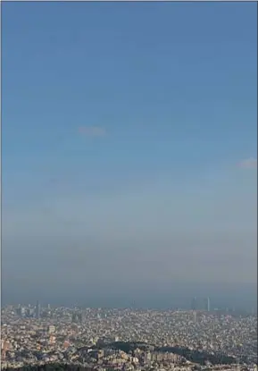  ?? ROSER VILALLONGA ?? El último episodio de contaminac­ión, visto desde Collserola