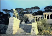  ?? Picture: DAVID RITCHIE ?? TEMPLE: Rhodes Memorial offers great views.