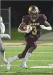  ?? Emily Matthews/Post-Gazette ?? Steel Valley’s Nijhay Burt advances the ball against Serra Catholic in October at William V. Campbell Athletic Field in Munhall. He says the pandemic has hurt his college recruitmen­t.