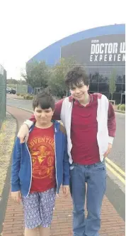  ??  ?? Together Lucas with his younger brother Callum, who is now 17