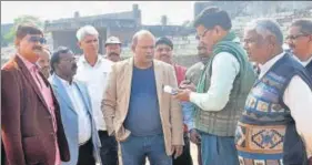  ?? BIJAY/HT PHOTO ?? ■ Assembly committee members at the mega sports complex in Dhanbad on Friday.