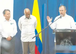  ?? Foto Juan Pablo Cohen-la Opinión ?? El canciller de Venezuela, Yván Gil, se reunió ayer en Cúcuta con su homólogo colombiano, Luis Gilberto Murillo. Los acompañó el gobernador William Villamizar./