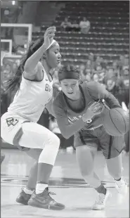  ?? AP/JERRY LARSON ?? Lamar guard Amber Vidal