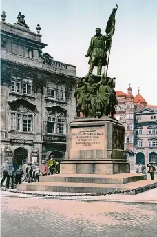  ?? Foto: MMP ?? Radeckého pomník v letech 1858-1919 zdobil Malostrans­ké náměstí. O jeho návratu se jedná.
