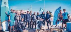  ?? (Photo archives M. D.) ?? Tout au long de l’année, les membres des Fonds Bleus plongent pour rendre la mer plus belle. Et rejoignent, lors de certaines opérations, les associatio­ns voisines qui vont dans le même sens.