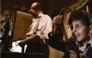  ?? Reprodução ?? ‘Cinema Paradiso”: filme tem a trilha inesquecív­el de Ennio Morricone