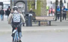  ?? ?? Cycling on Bridge Street has been a controvers­ial subject for many years.