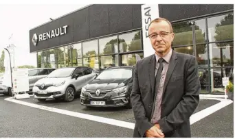  ??  ?? Jean-François Vivien, chef des ventes à la concession Renault d’Argentan.