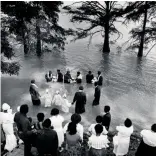  ?? Ken Light 1989 ?? River baptism, Moon Lake, Coahoma County, Miss., 1989