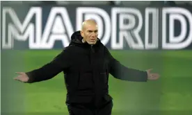  ??  ?? Real Madrid’s Zinedine Zidane watches his side close the gap on leaders Atlético to six points. Photograph: Óscar del Pozo/AFP/Getty Images