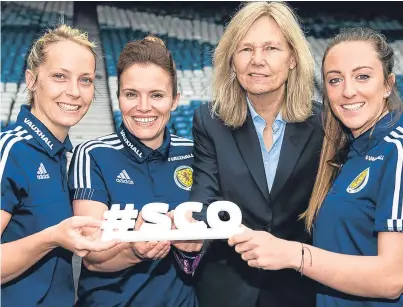  ?? Picture: SNS. ?? Perth’s Lisa Evans, right, with Joelle Murray, Jo Love and head coach Anna Signeul.