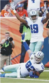  ?? - Associated Press: Joe Mahoney ?? Jason Witten (82) et Brice Butler (19), des Cowboys de Dallas.