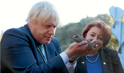  ??  ?? British Foreign Secretary Boris Johnson visits Zealandia wildlife sancutary yesterday with Minister of Culture and Heritage Maggie Barry.
