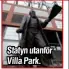  ??  ?? Statyn utanför Villa Park.