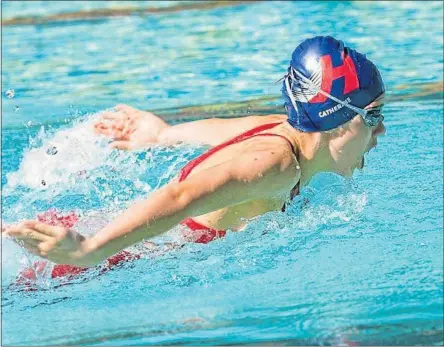  ?? Picture: WILMA BOW ?? RESURGENT POWER: Catherine Eland glides across the pool doing the butterfly stroke