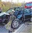  ?? Foto: Robert Weiß ?? Ein schwerer Unfall ist am Donnerstag auf der B 300 zwischen Ursberg und Edenhausen passiert.