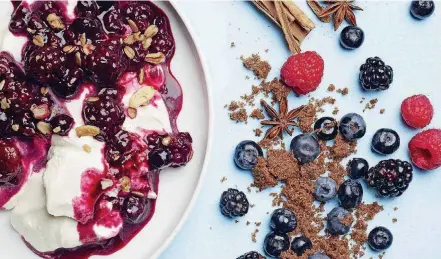  ?? [PHOTO BY RENEE COMET, FOR THE WASHINGTON POST] ?? Berry and Spice Compote is an elegant option for fruit just past its prime.