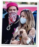  ??  ?? PUBLIC PASSION: Styles and Olivia Wilde pictured in California last week