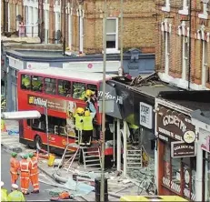  ?? | BRENDAN PFAHLERT/REUTERS ?? Veículo de dois andares típico da capital britânica