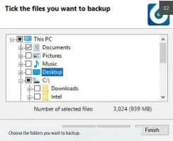  ??  ?? 02 Choose the folders you want to backup.