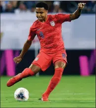  ?? AP/MARK ZALESKI ?? Midfielder Weston McKennie leads the United States men in the CONCACAF Gold Cup championsh­ip match against Mexico tonight at Soldier Field in Chicago.