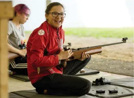  ?? CARLOS OSORIO/TORONTO STAR ?? Zoe Lazarus is from Kashechewa­n First Nation and is participat­ing as a rifle shooter at the Games. She was 4 when she got scabies during an E. coli contaminat­ion in 2005.