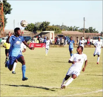  ??  ?? TWO FOR THE PRICE OF ONE . . . Mutare City Rovers defender Gift Jimu (left) tries to control the ball under challenge from Dynamos’ Valentine Kadonzvo during yesterday’s Castle Lager Premiershi­p soccer match at Vengere in Rusape. — (Picture by Ray Bande)
