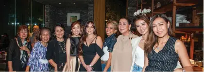  ?? ?? SMILES. CVU, Flor Ynclino, Nelia Neri, Oro China chief operating officer Jennifer Ty, Oro China Brand Ambassador Cheska Garcia-Kramer, Loida Montesclar­os, Danessa Onglatco and Jaja Rama.