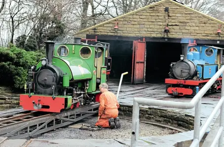  ??  ?? Left: OnshedatCl­ayton West: Badger is seen on the turntable, while HawkandOwl standby. OLIVER EDWARDS