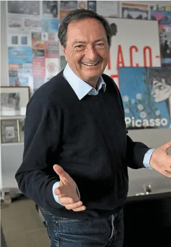  ?? ?? Michel-Édouard Leclerc à son bureau du siège social à Ivry-sur-Seine (Val-de-Marne).