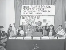  ??  ?? Petición. Familiares y amigos de presos políticos piden la libertad de éstos, en el estado de Oaxaca.