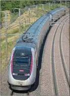  ??  ?? Le trafic des TGV va être renforcé en vue des ponts de mai.