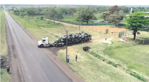  ??  ?? Tanquetas Urutu y Cascavel fueron movilizada­s hacia el Norte para combatir al EPP.