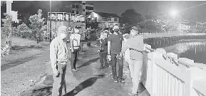 Jkkk Kampung Masjid Bersama Anggota Dan Pegawai Adakan Rondaan Community Policing Pressreader
