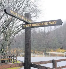  ?? 150114tynd­rum_09 ?? Signpost to success Pointing the road to the West Highland Way