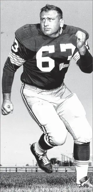 Fuzzy Thurston, left guard for '60s Packers, dies