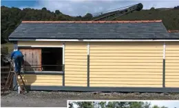  ?? BOTH: GEORGE JONES ?? The former Weston Rhyn signal box receiving cosmetic restoratio­n at Carrog, and its new locking room under constructi­on at Corwen.