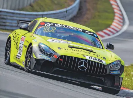  ?? FOTO: SCHNITZELA­LM-RACING ?? Mit dem Mercedes AMG fuhr Fidel Leib den Sieg in der SP10 Klasse (GT4) für Schnitzela­lm-racing ein.