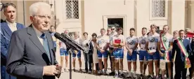  ?? ANSA ?? Sergio Mattarella Il Capo dello Stato ieri in occasione dell’incontro con i partecipan­ti all’iniziativa “Viaggio in bicicletta intorno ai 70 anni della Costituzio­ne Italiana”